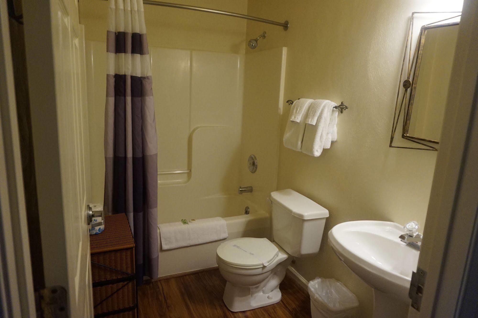 Affordable Corporate Suites Of Сейлем Экстерьер фото